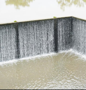 3.-Artificial-Waterfalls